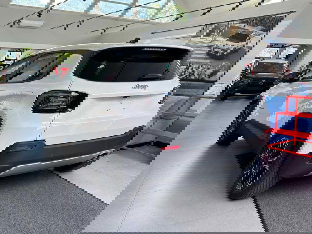 Jeep Avenger nuova a Sondrio (3)