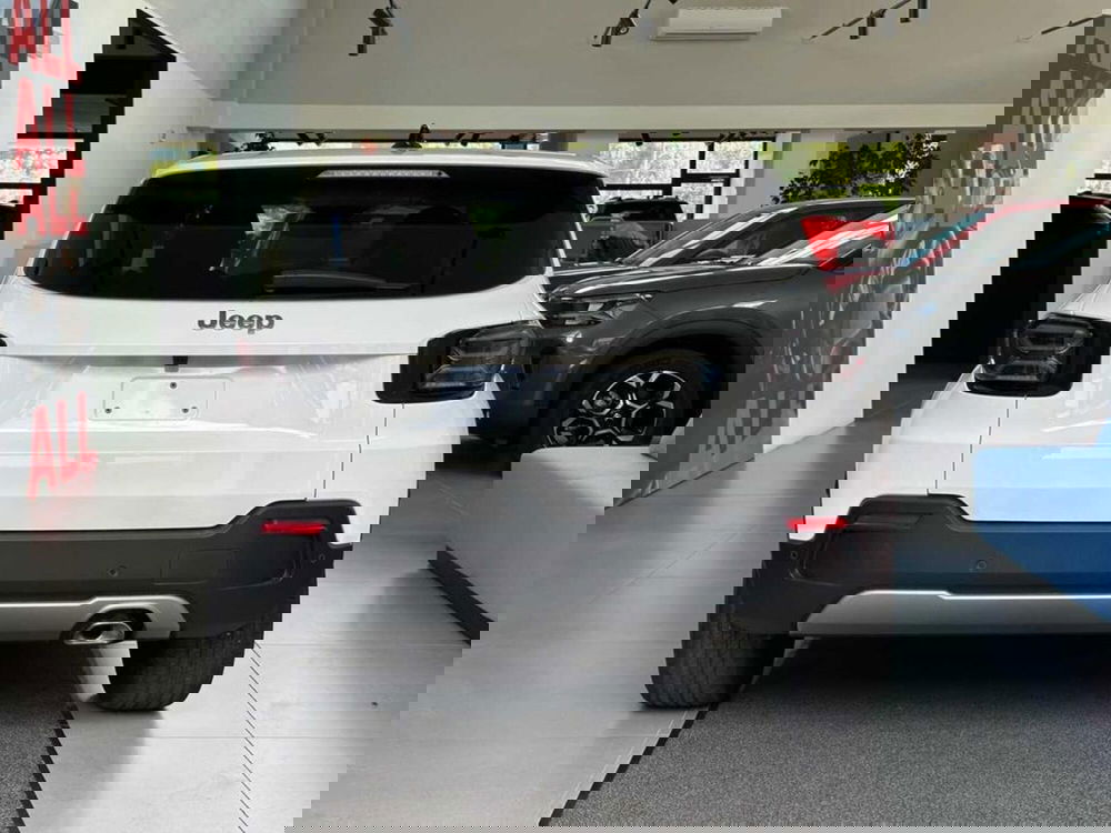 Jeep Avenger nuova a Sondrio (4)