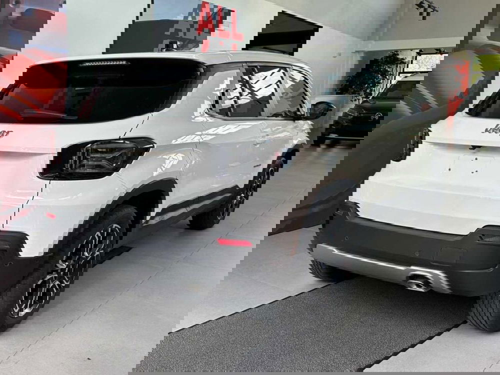 Jeep Avenger nuova a Sondrio (5)