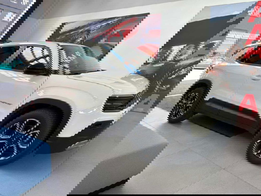 Jeep Avenger nuova a Sondrio (6)