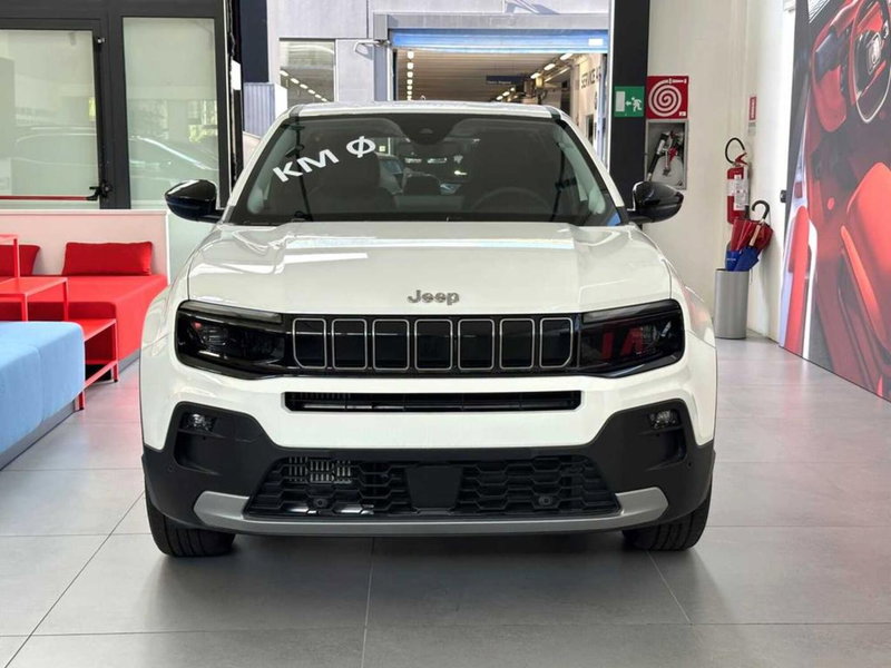 Jeep Avenger nuova a Sondrio (8)