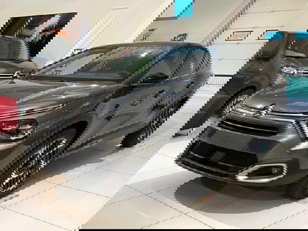 Citroen C4 X nuova a Sondrio