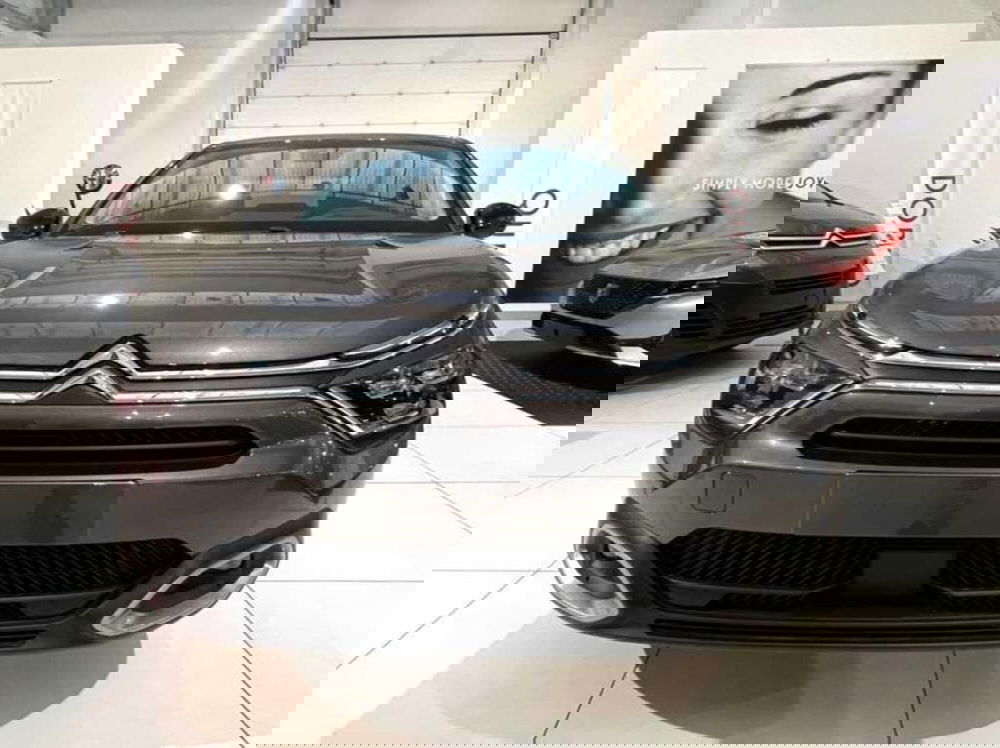 Citroen C4 X nuova a Sondrio (8)