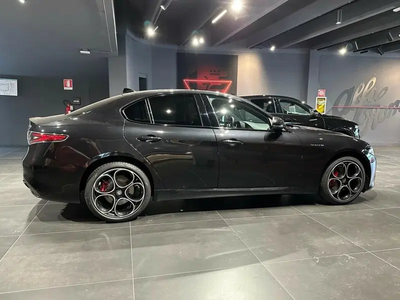 Alfa Romeo Giulia nuova a Sondrio (6)