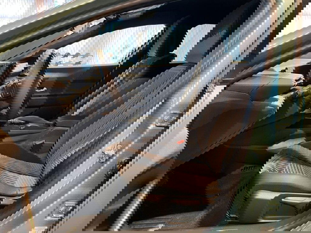 Lancia Ypsilon nuova a Sondrio (10)