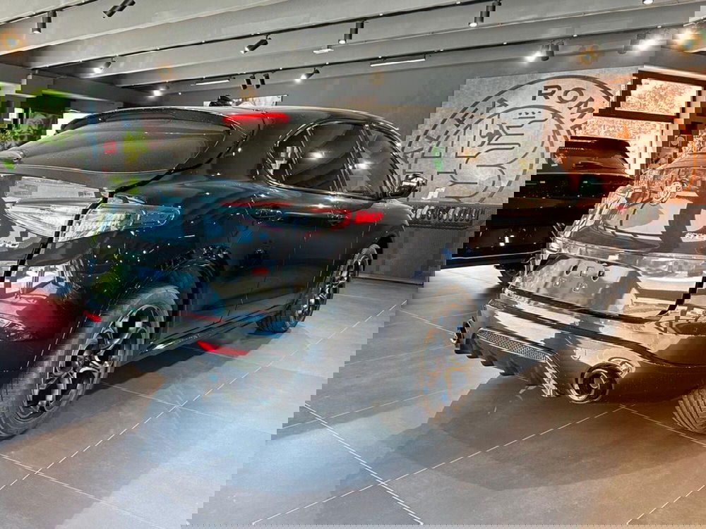 Alfa Romeo Stelvio nuova a Sondrio (5)