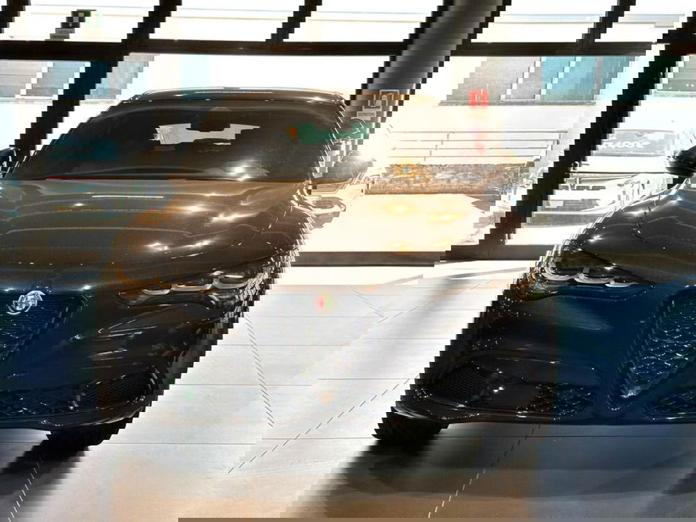 Alfa Romeo Stelvio nuova a Sondrio (8)