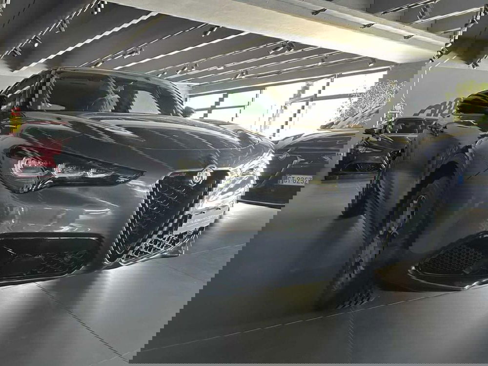 Alfa Romeo Stelvio nuova a Sondrio (6)