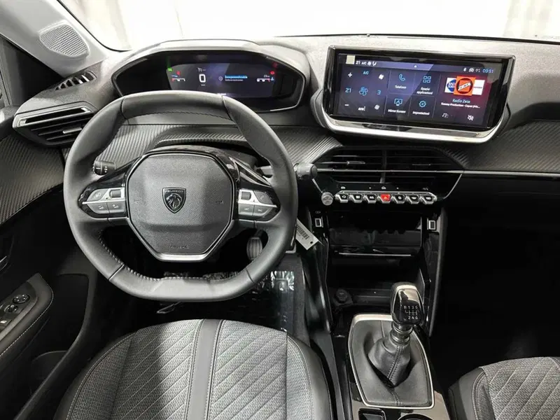 Peugeot 208 nuova a Sondrio (13)