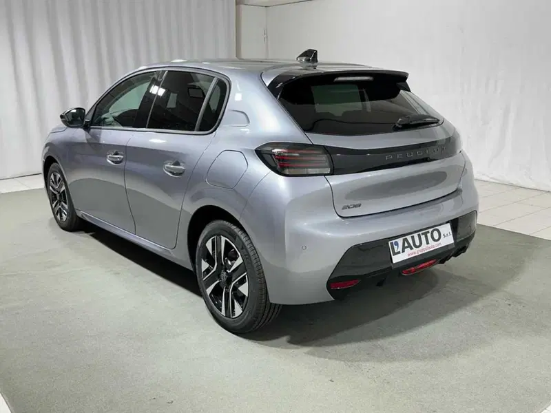Peugeot 208 nuova a Sondrio (3)