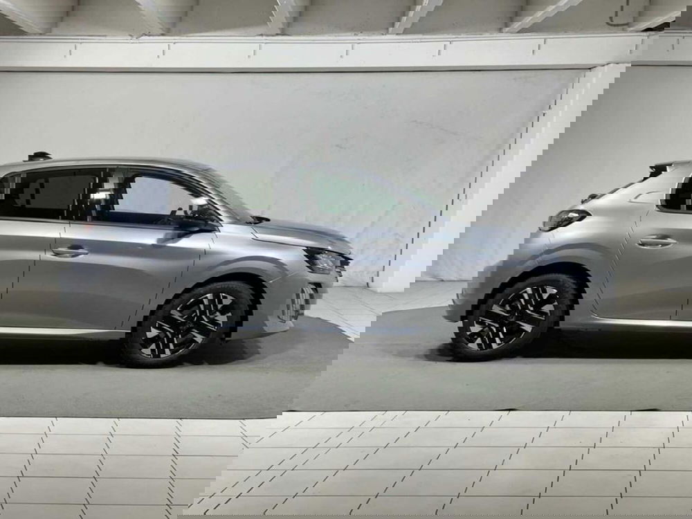 Peugeot 208 nuova a Sondrio (6)