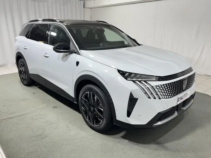 Peugeot 5008 nuova a Sondrio (7)