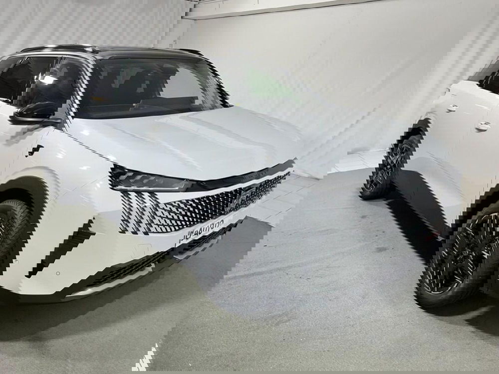 Peugeot 5008 nuova a Sondrio (7)