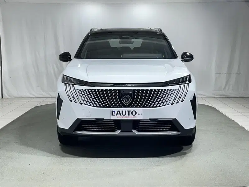 Peugeot 5008 nuova a Sondrio (8)