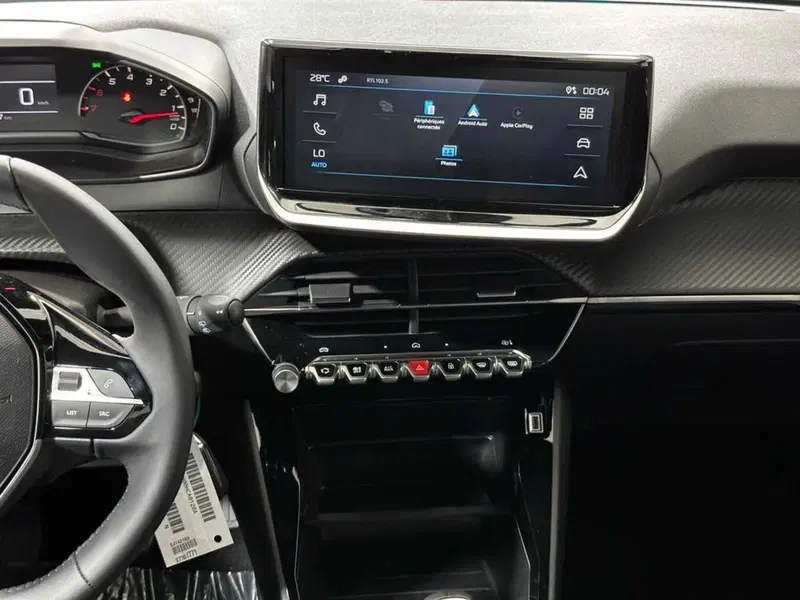 Peugeot 2008 nuova a Sondrio (14)