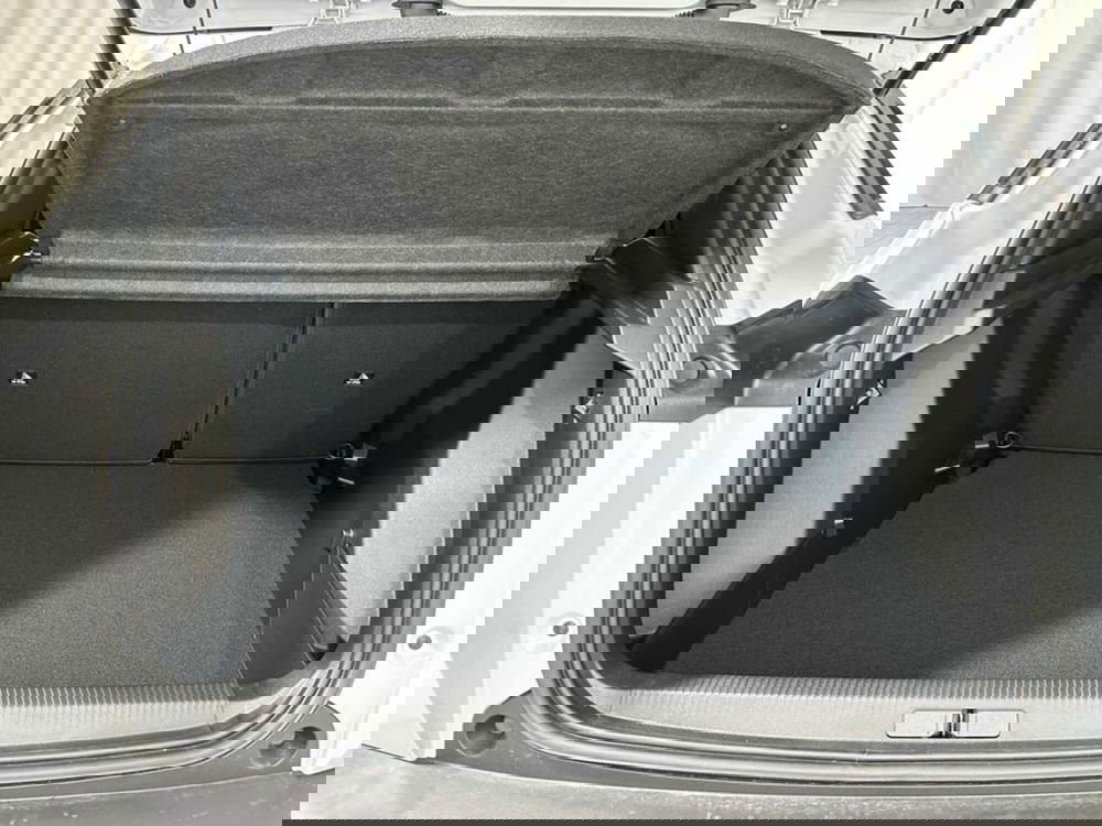 Peugeot 2008 nuova a Sondrio (15)