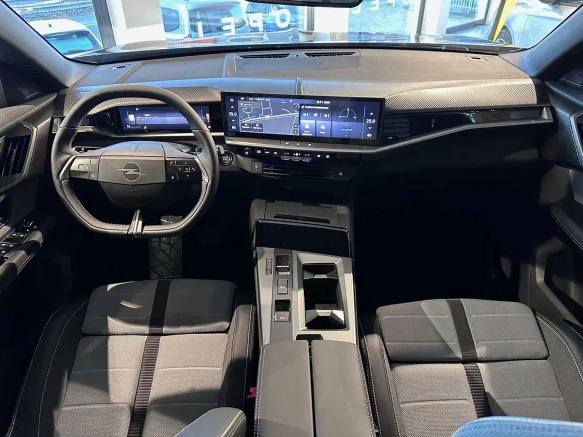 Opel Grandland nuova a Sondrio (12)