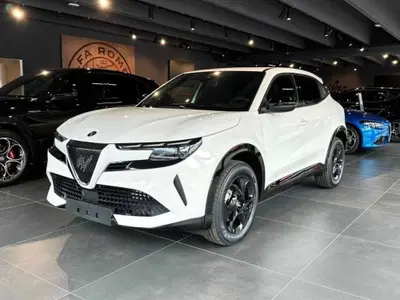 Alfa Romeo Junior 1.2 ibrida 145cv edct6 nuova a Montagna in Valtellina