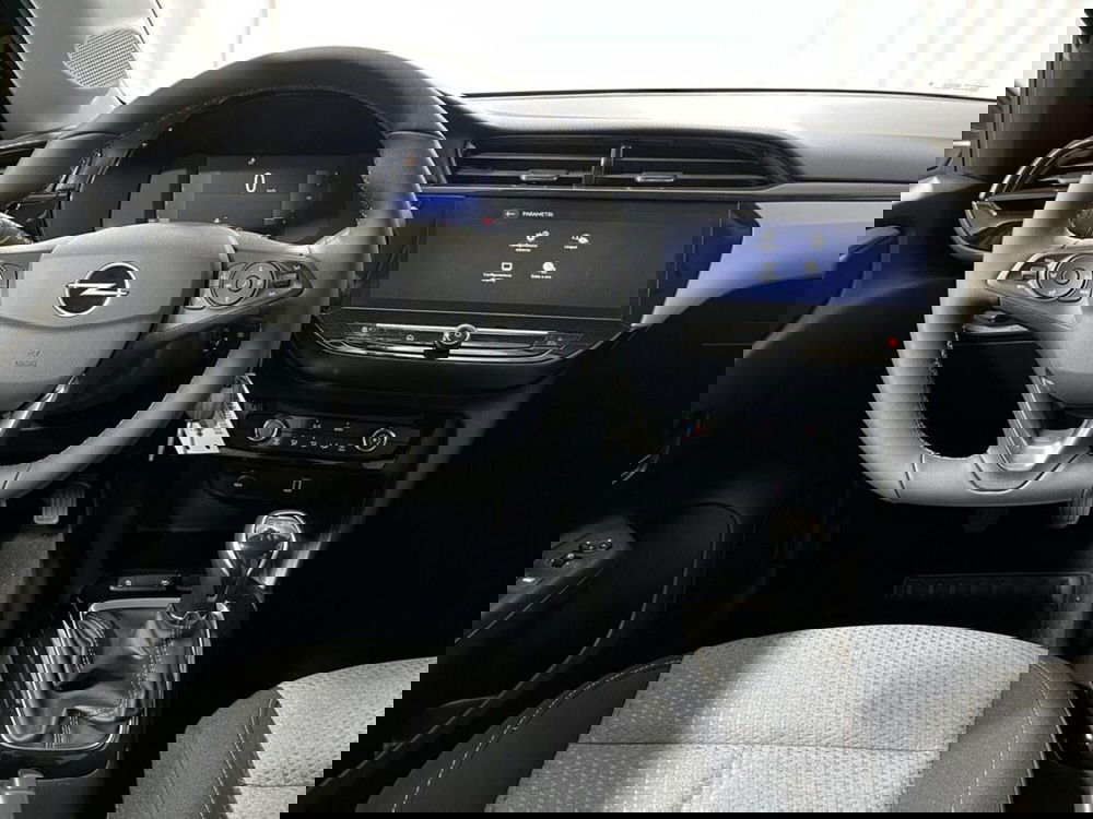 Opel Corsa nuova a Sondrio (12)