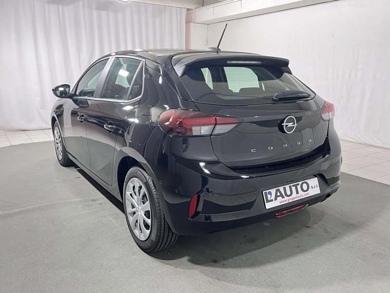 Opel Corsa nuova a Sondrio (3)