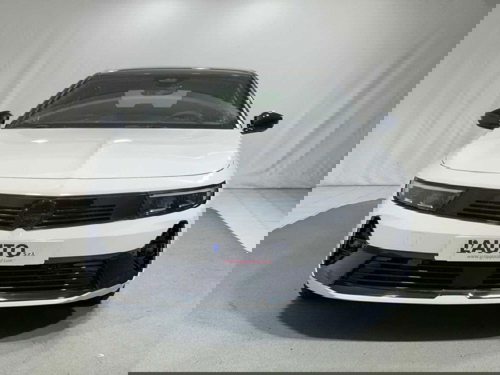 Opel Astra nuova a Sondrio (7)