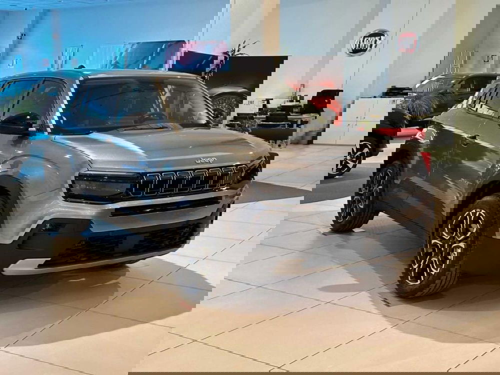 Jeep Avenger nuova a Sondrio (7)