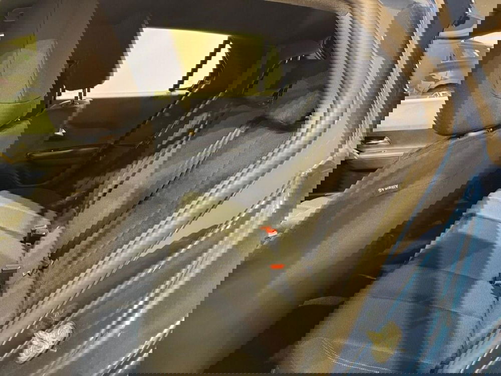 Lancia Ypsilon nuova a Sondrio (11)