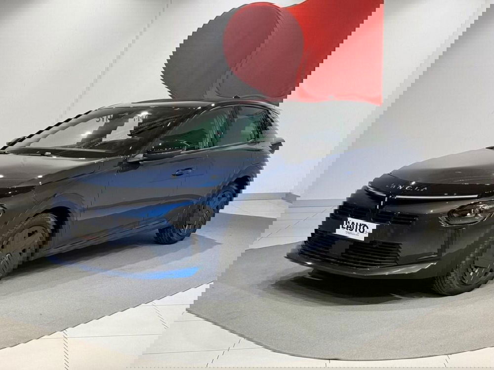 Lancia Ypsilon nuova a Sondrio