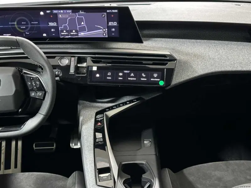 Peugeot 3008 nuova a Sondrio (13)