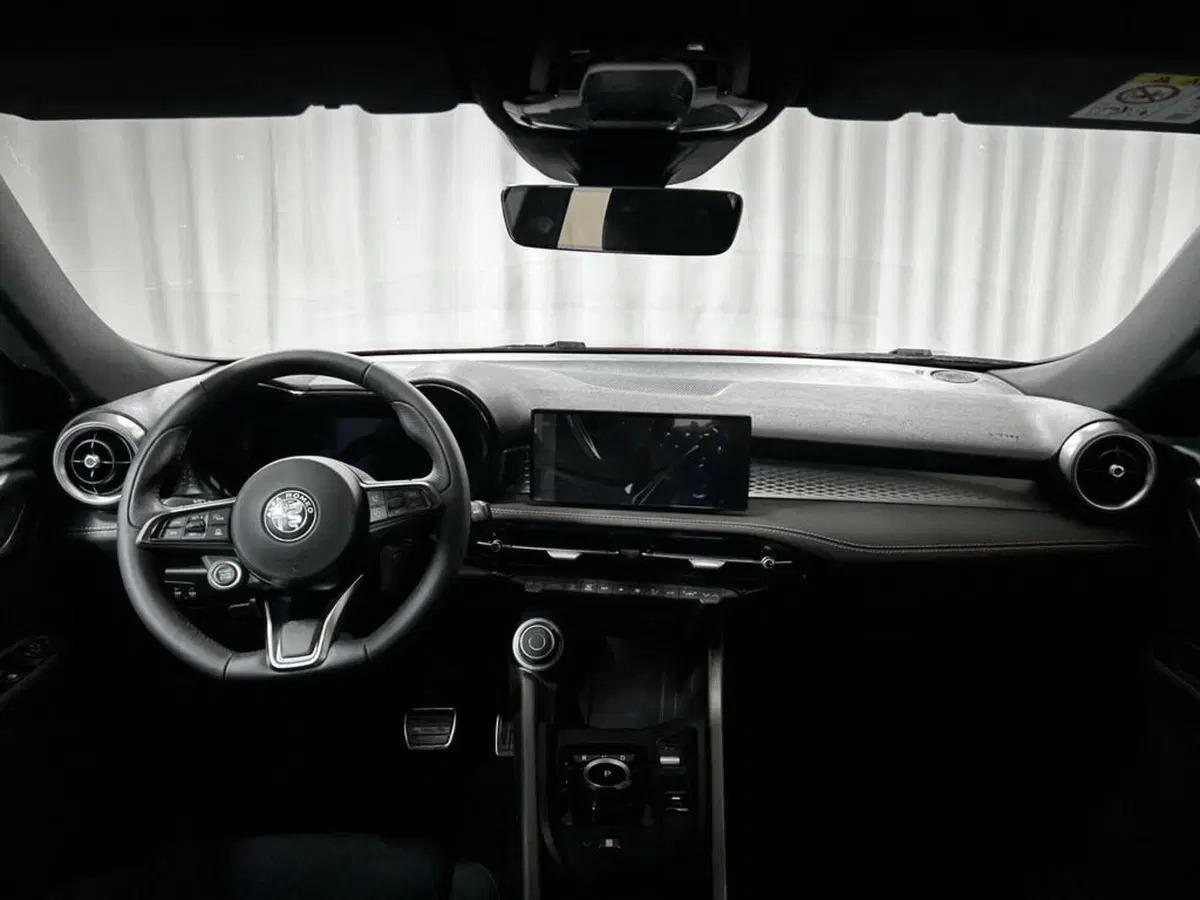 Alfa Romeo Tonale nuova a Sondrio (12)
