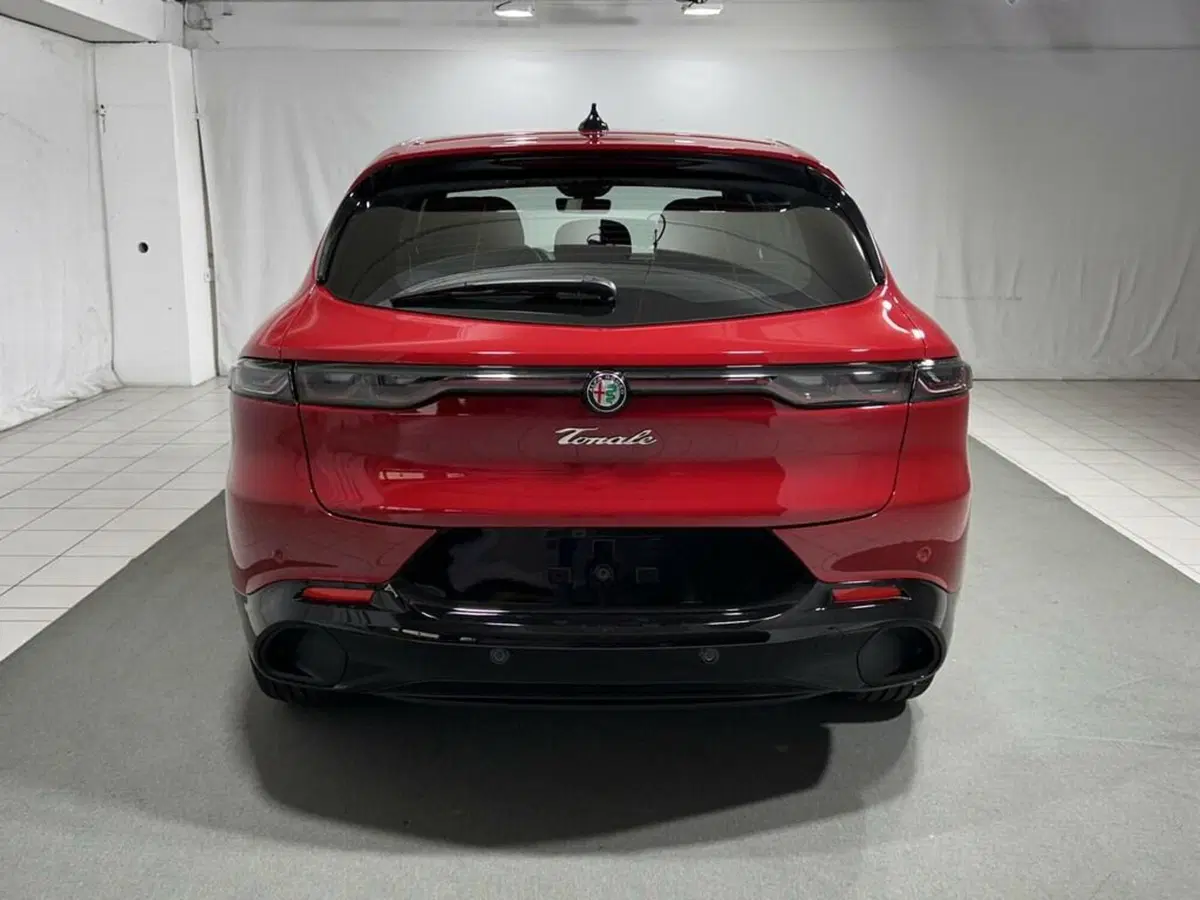 Alfa Romeo Tonale nuova a Sondrio (4)