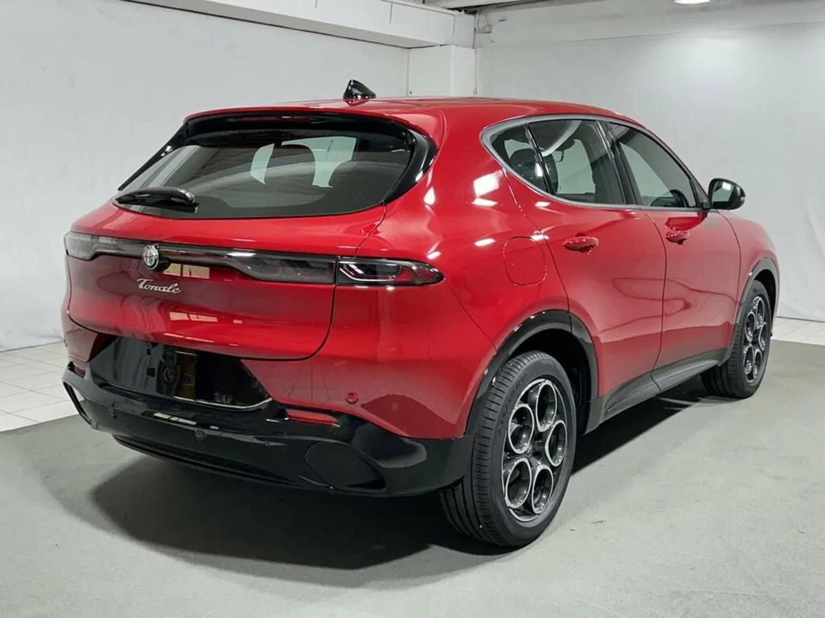 Alfa Romeo Tonale nuova a Sondrio (5)