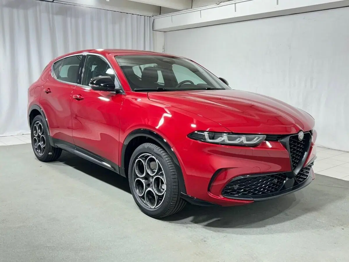 Alfa Romeo Tonale nuova a Sondrio (7)