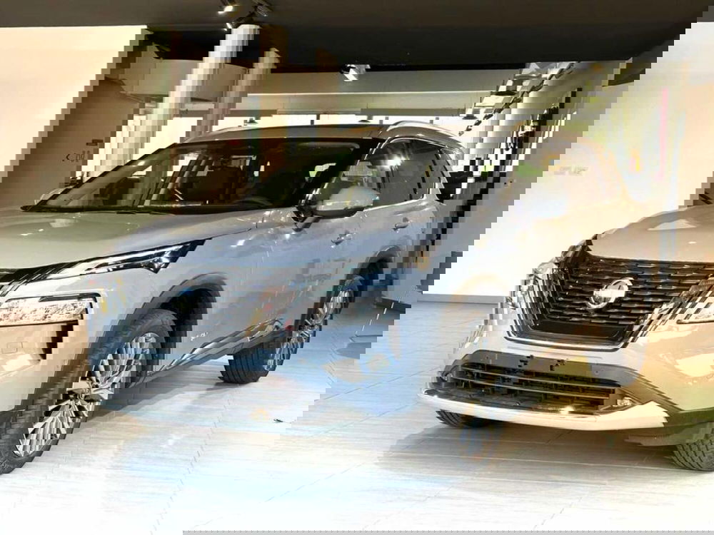 Nissan X-Trail nuova a Sondrio