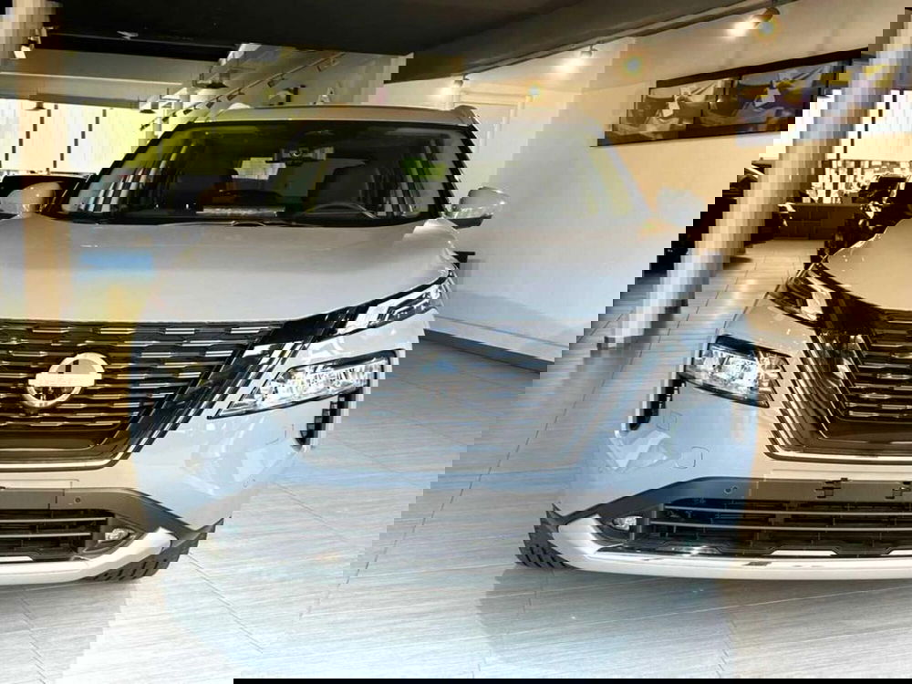 Nissan X-Trail nuova a Sondrio (8)