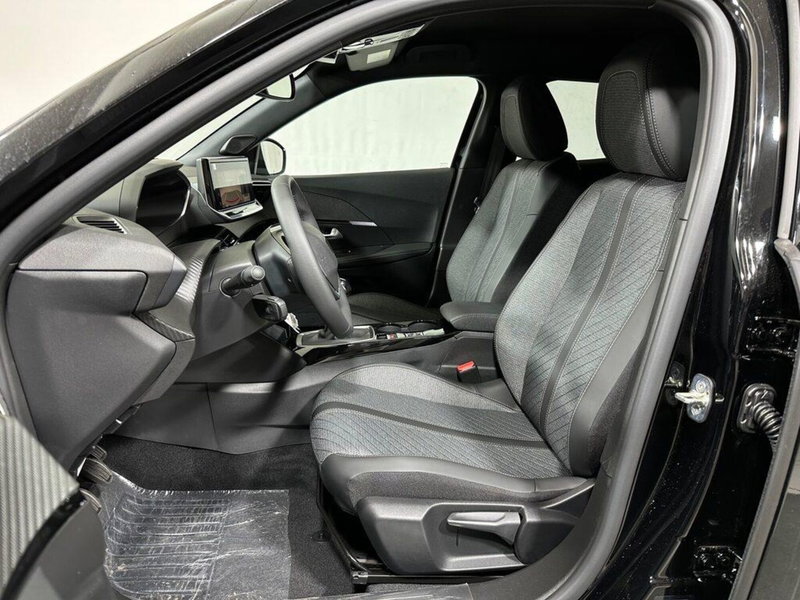 Peugeot 2008 nuova a Sondrio (10)