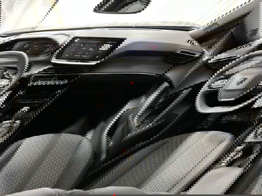 Peugeot 2008 nuova a Sondrio (12)