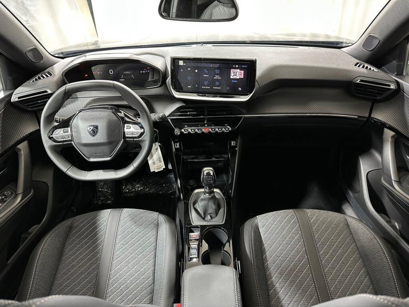 Peugeot 2008 nuova a Sondrio (12)