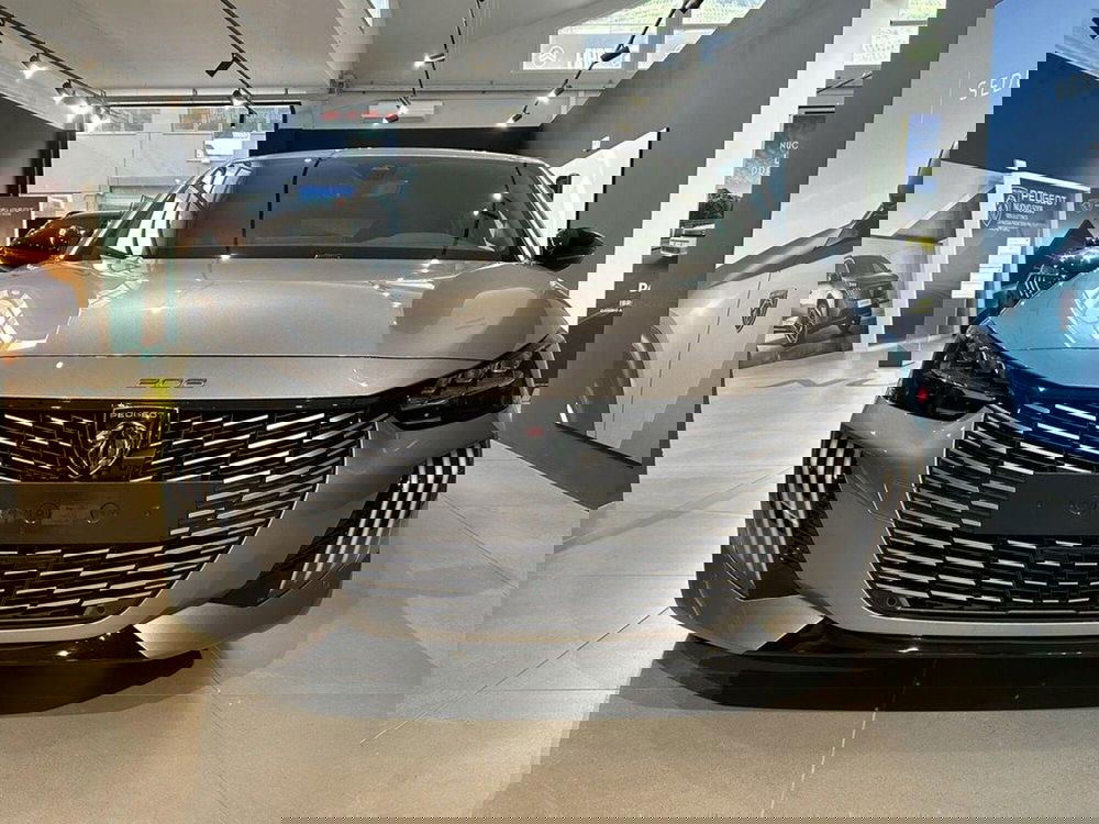 Peugeot 208 nuova a Sondrio (3)