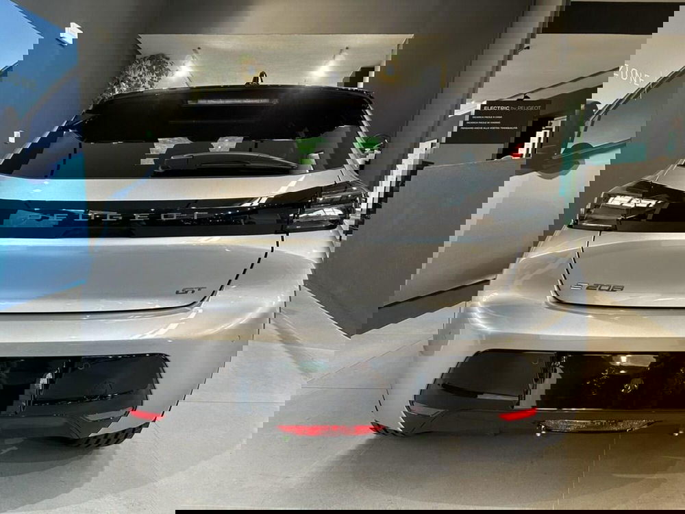 Peugeot 208 nuova a Sondrio (5)