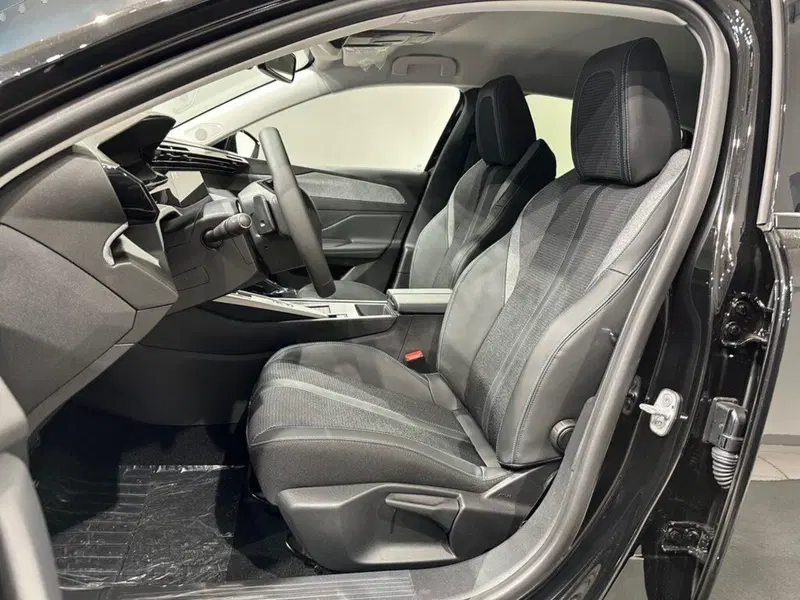 Peugeot 308 nuova a Sondrio (10)