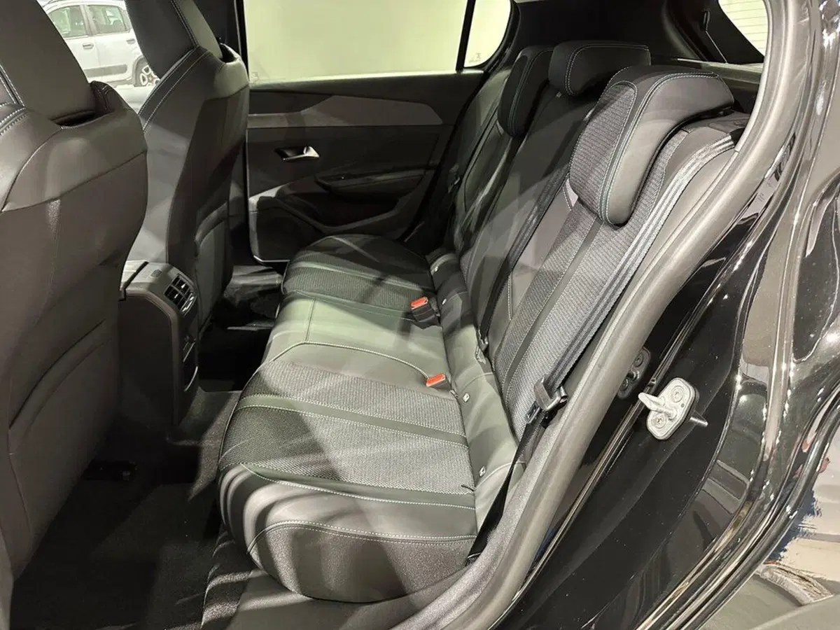 Peugeot 308 nuova a Sondrio (11)