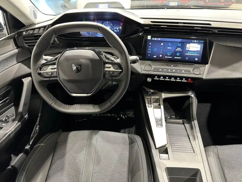 Peugeot 308 nuova a Sondrio (13)