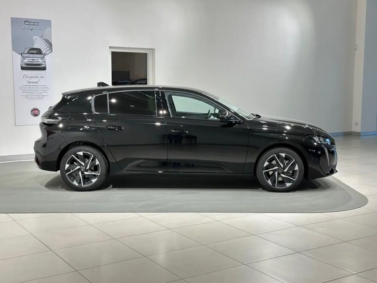 Peugeot 308 nuova a Sondrio (6)