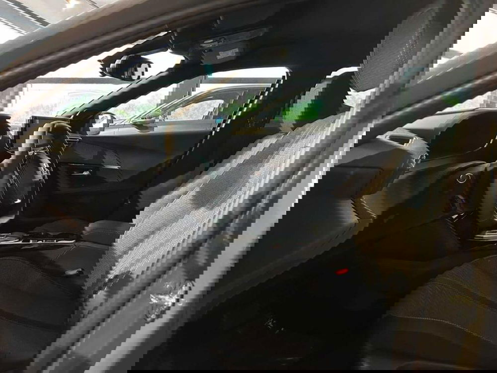 Peugeot 2008 nuova a Sondrio (10)