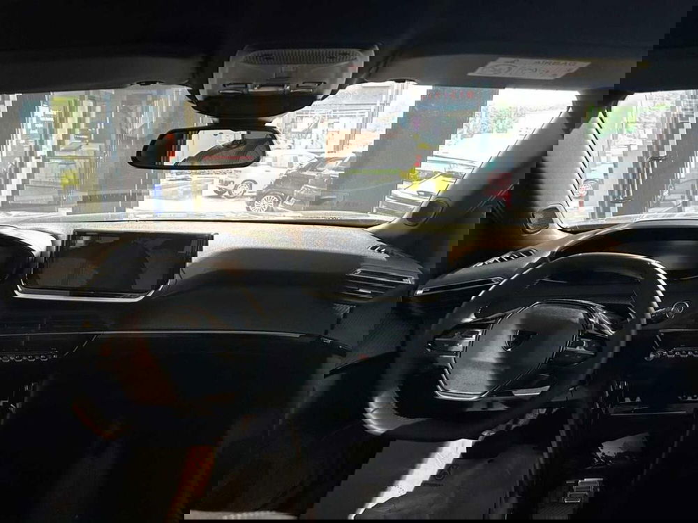 Peugeot 2008 nuova a Sondrio (12)