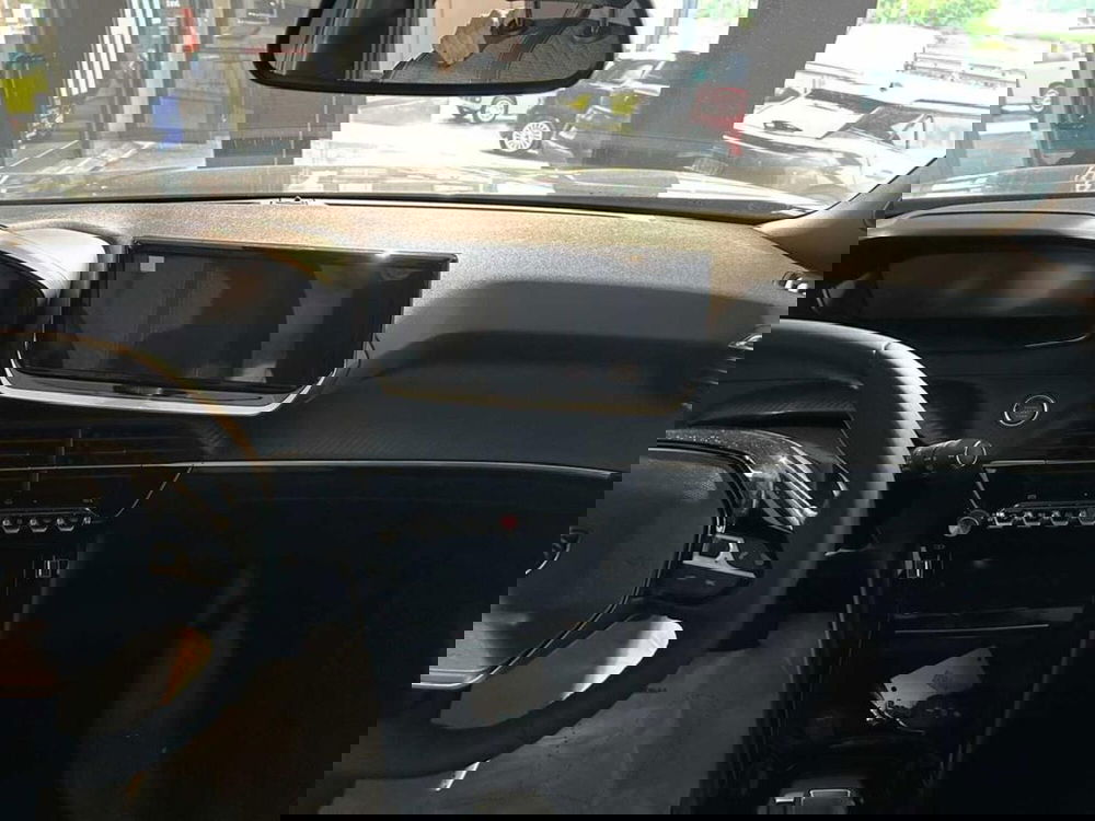 Peugeot 2008 nuova a Sondrio (13)