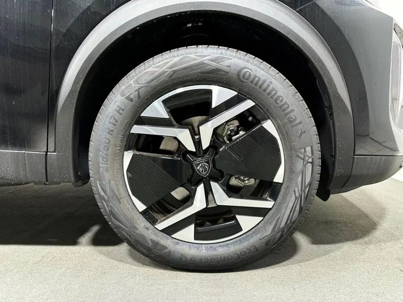 Peugeot 2008 nuova a Sondrio (9)