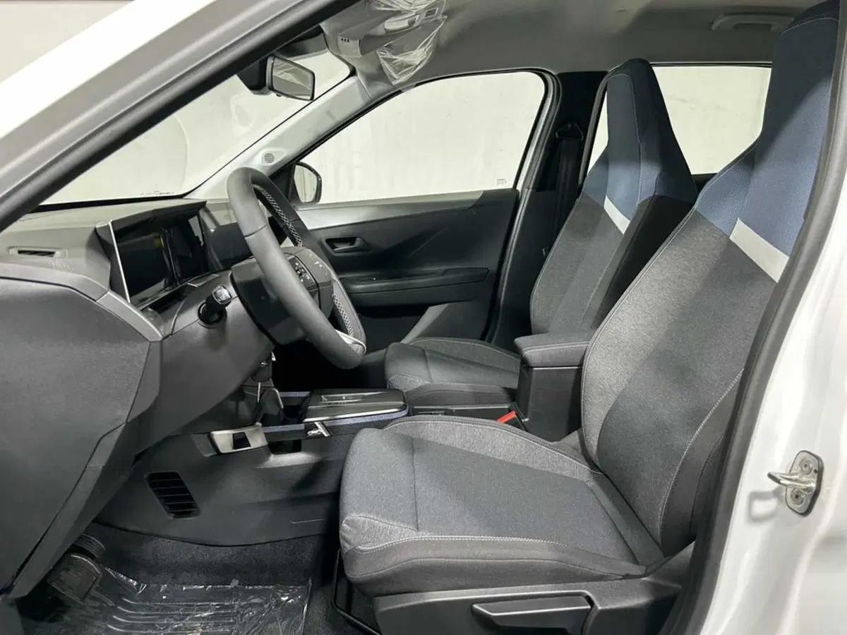 Opel Frontera nuova a Sondrio (10)