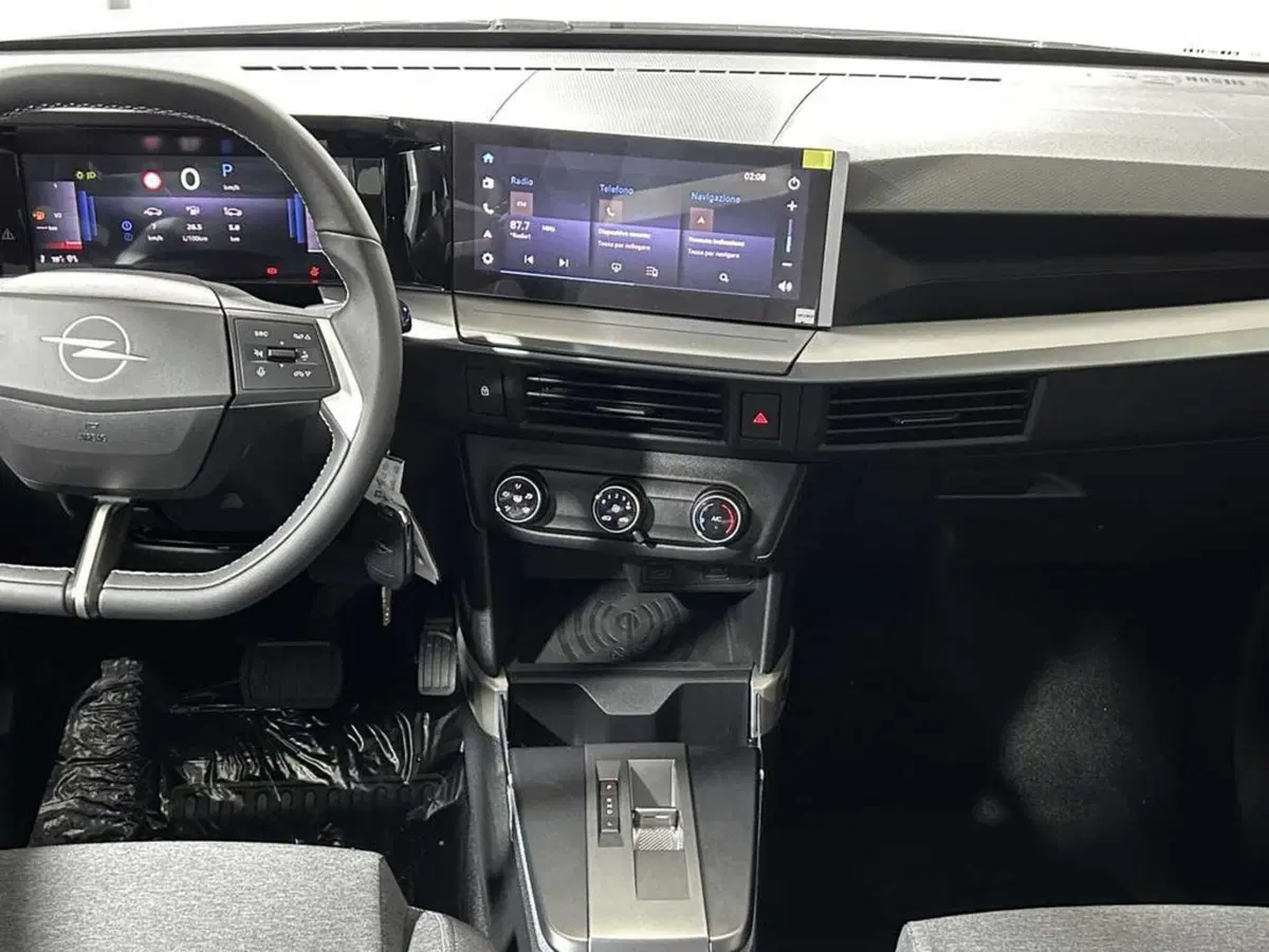 Opel Frontera nuova a Sondrio (13)
